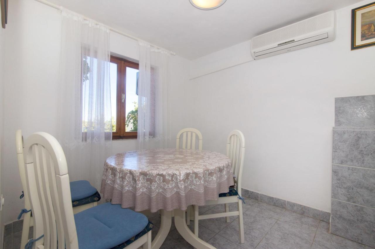 Apartments Jaksa Vis Ngoại thất bức ảnh