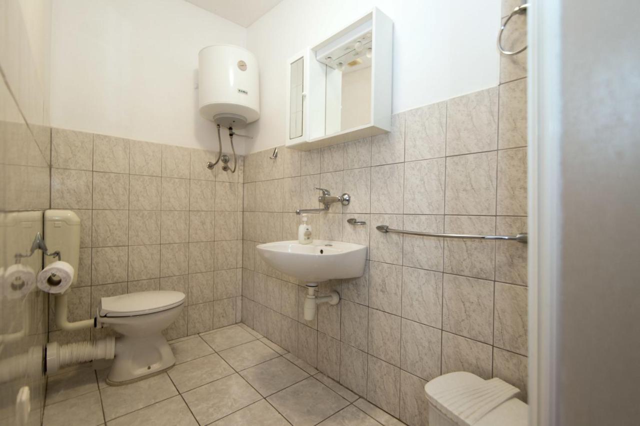 Apartments Jaksa Vis Ngoại thất bức ảnh