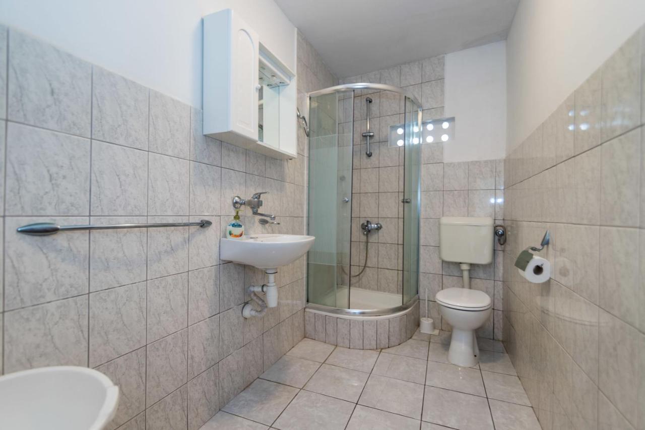 Apartments Jaksa Vis Ngoại thất bức ảnh